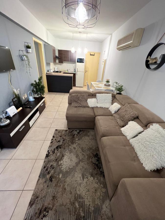 Carisa Holiday Rooms Larnaca Zewnętrze zdjęcie